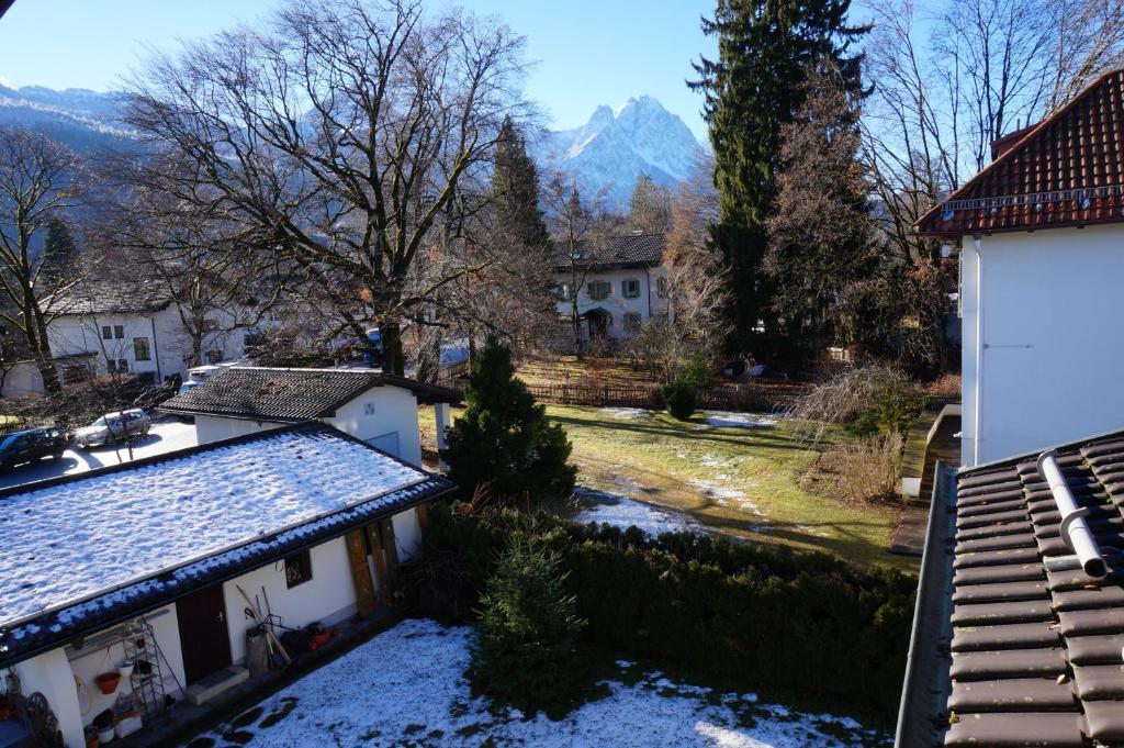 Single Room Balcony,1072577764:JPEG