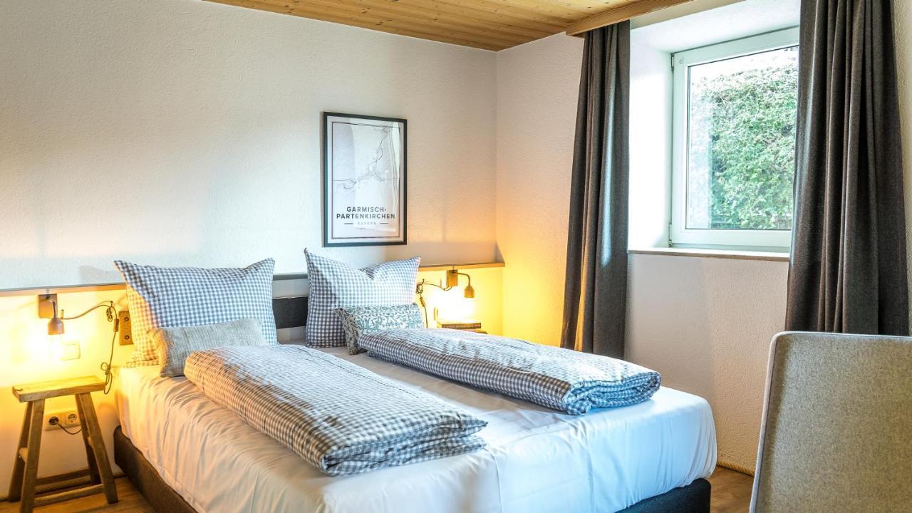 Doppelzimmer mit Gartenblick